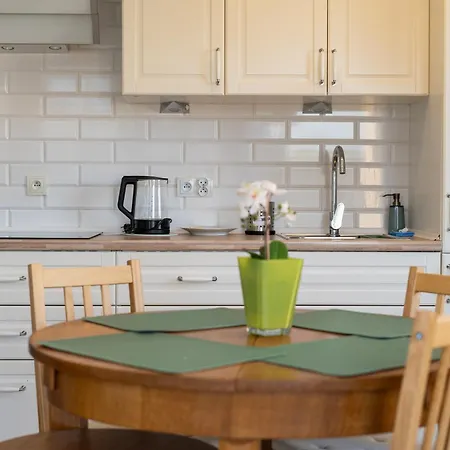 Bronowice Homely Apartman *