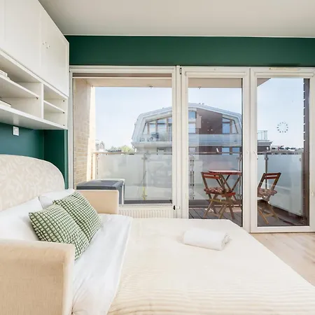 Bronowice Homely Apartman *