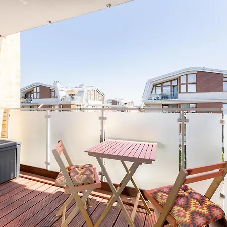 Bronowice Homely Apartman *